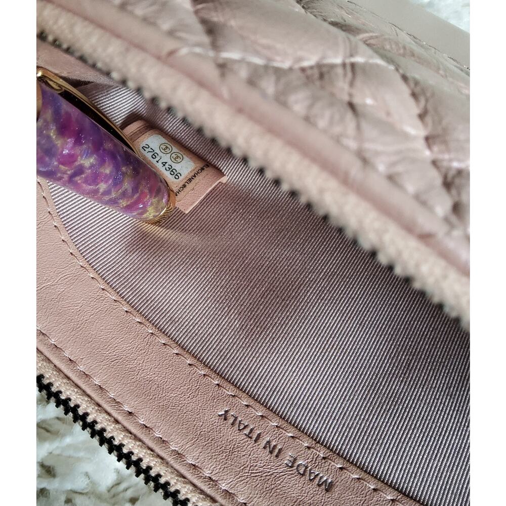 Chanel Gabrielle Clutch With Chain Iridescent Pink Quilted Lambskin Crossbody - Picture 6 of 16